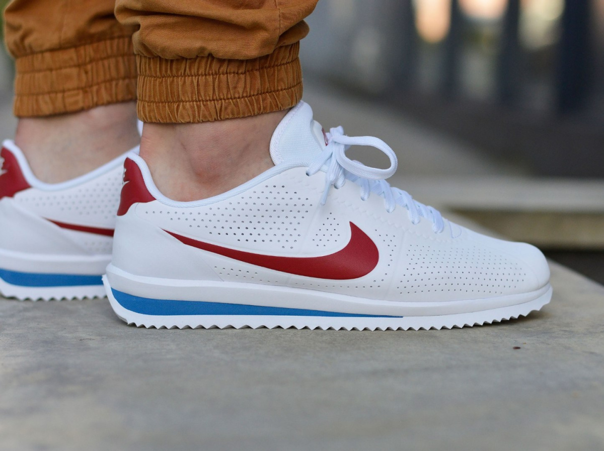 nike cortez ultra moire red