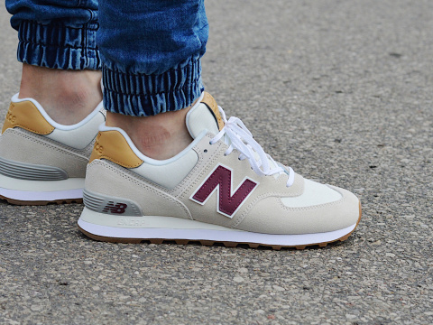 new balance 670 beige